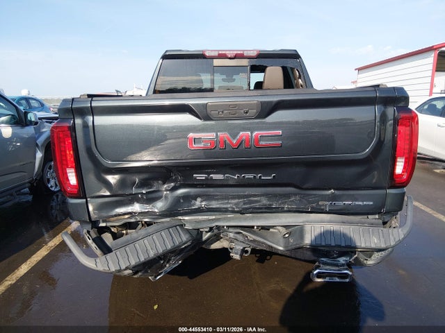 GMC Sierra 1500 4wd  Short Box Denali