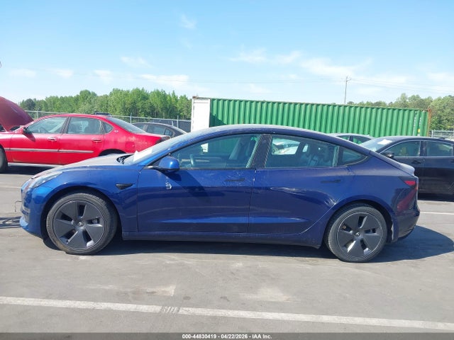 Tesla Model 3 Rear-wheel Drive