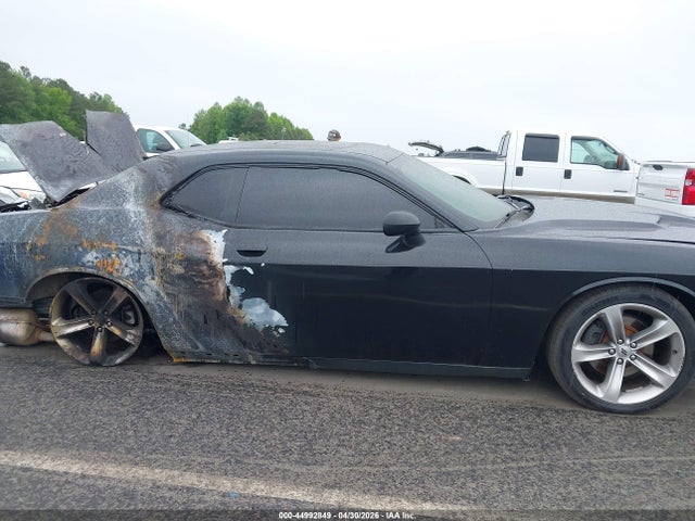 Dodge Challenger Sxt