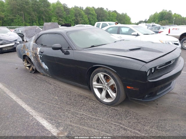 Salvage Dodge Challenger Image