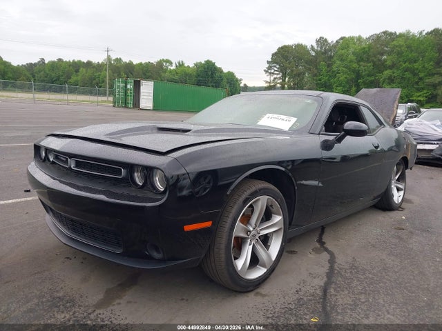 Dodge Challenger Sxt