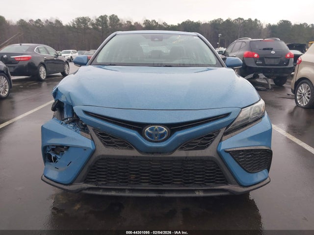 Toyota Camry Se Hybrid