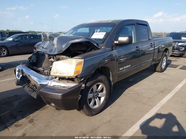 Nissan Titan Se