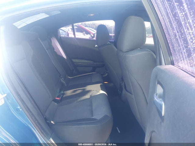 Dodge Charger Sxt Rwd