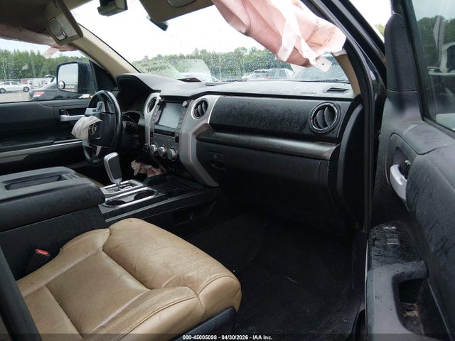 Toyota Tundra Sr5