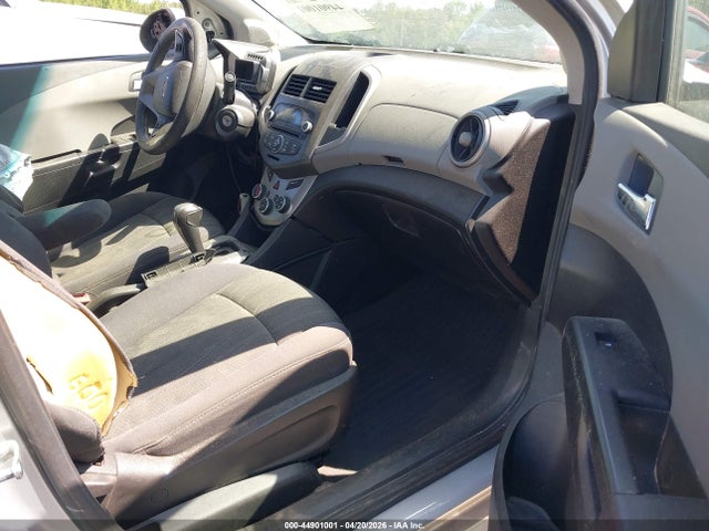Chevrolet Sonic Lt Auto