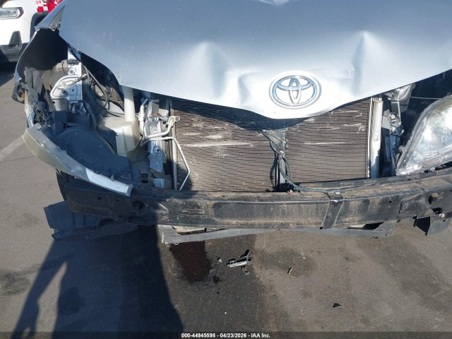 Toyota Sienna Le 8 Passenger