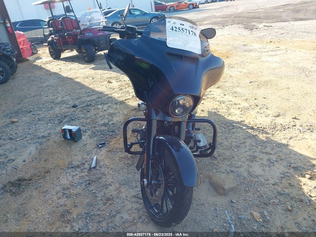 Harley-Davidson Flhxs Street Glide Special