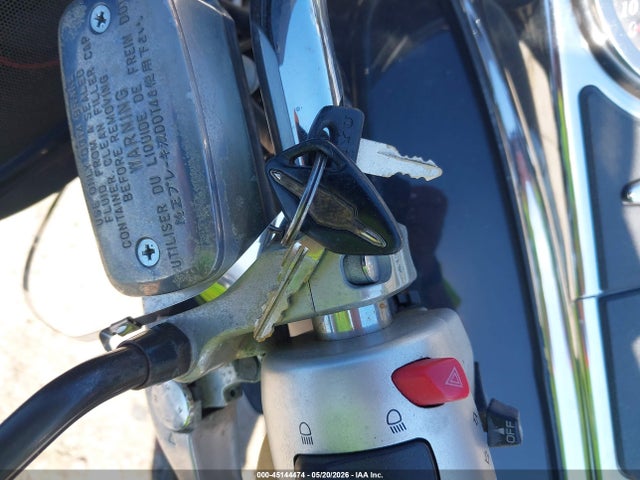Suzuki Vl1500