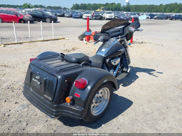 Suzuki Vl1500