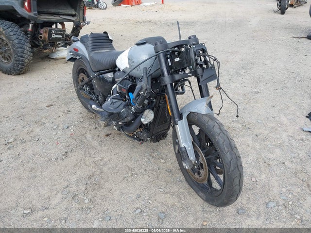 Salvage Harley-Davidson Fxlrst Image