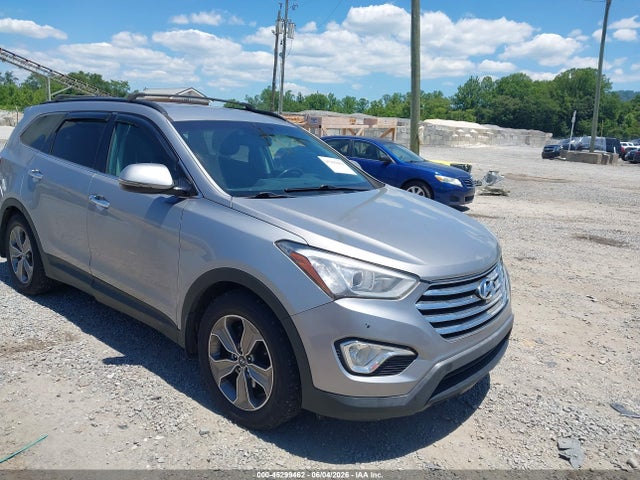 Salvage Hyundai SANTA FE Image
