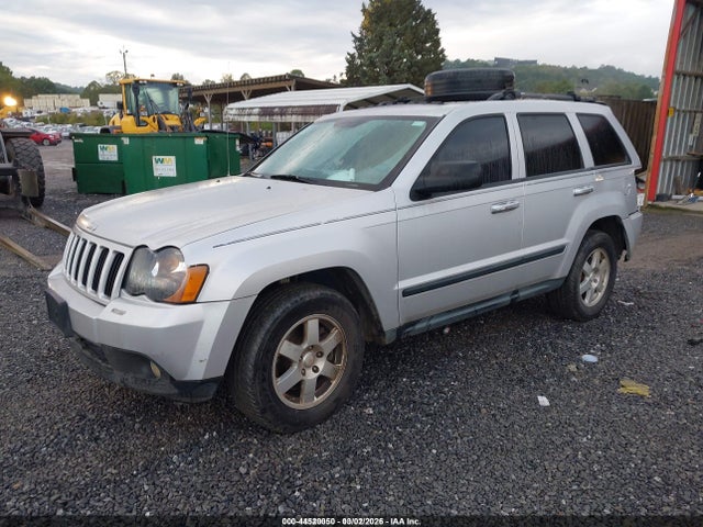 Jeep Grand Cherokee Laredo