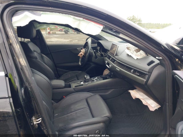 Audi A4 45 Premium