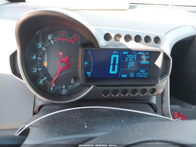 Chevrolet Sonic 2lz