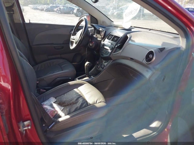 Chevrolet Sonic 2lz