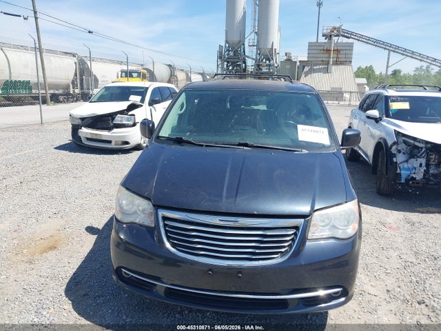 Chrysler Town & Country Touring