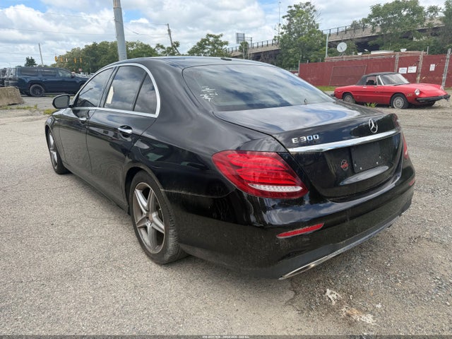 Mercedes-Benz E-Class 4matic