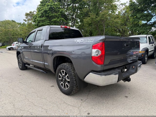 Toyota Tundra Sr5 5.7l V8