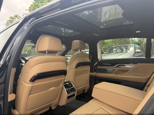 BMW Alpina B7 Xdrive