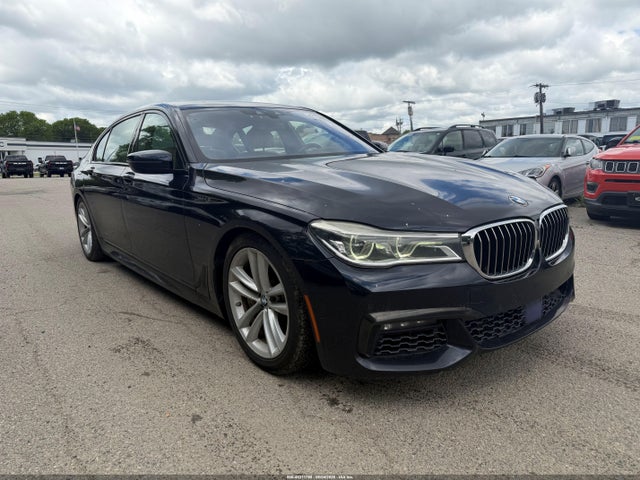 Salvage BMW Alpina B7 Image
