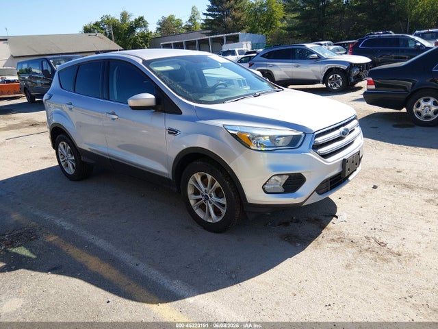 Salvage Ford Escape Image