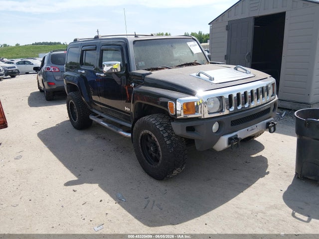 Salvage HUMMER H3 Image