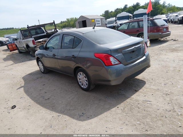 Nissan Versa 1.6 S