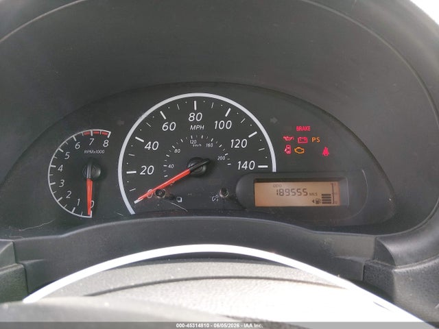 Nissan Versa 1.6 S