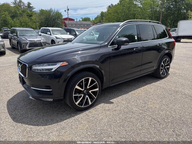 Volvo XC90 T6 Momentum