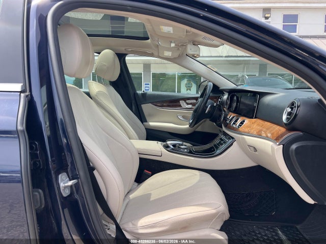 Mercedes-Benz E-Class 4matic