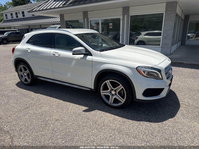 Salvage Mercedes-Benz GLA Image