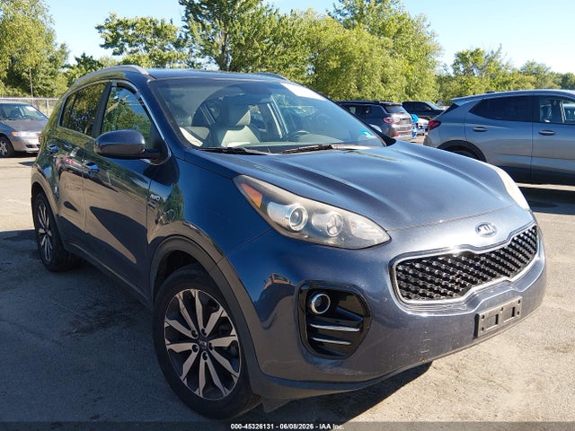 Salvage Kia Sportage Image