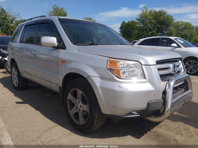 Salvage Honda Pilot Image