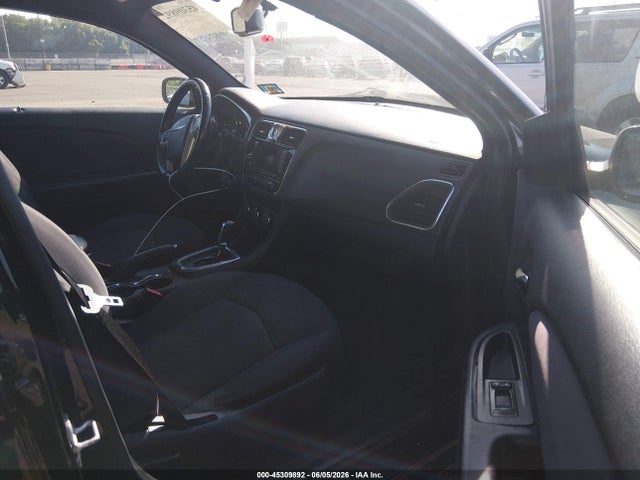 Chrysler 200 Touring