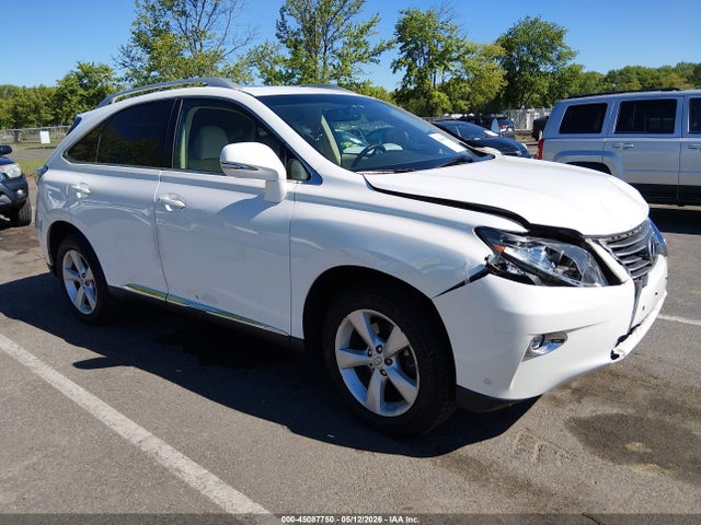 Salvage Lexus RX Image