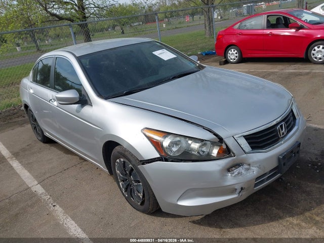 Salvage Honda Accord Image