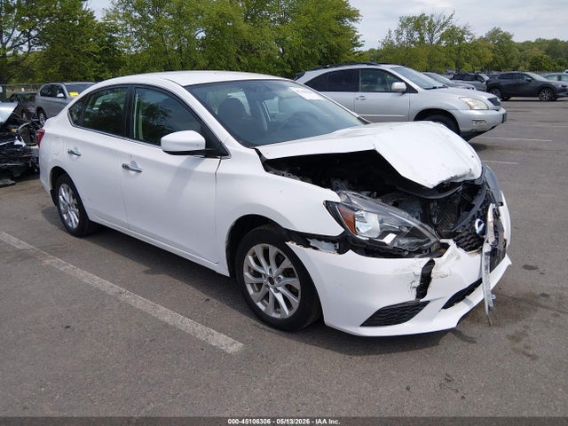 Salvage Nissan Sentra Image