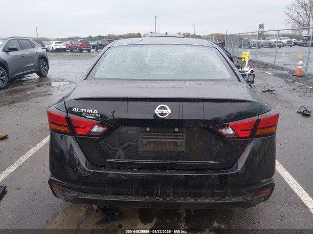 Nissan Altima S Fwd
