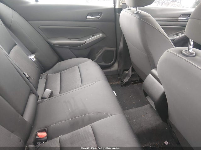 Nissan Altima S Fwd