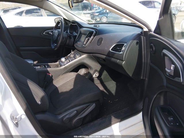 Chrysler 200 Limited