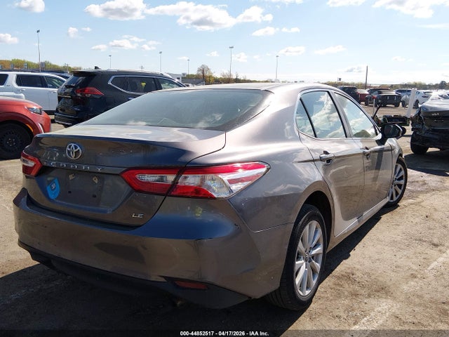 Toyota Camry Le