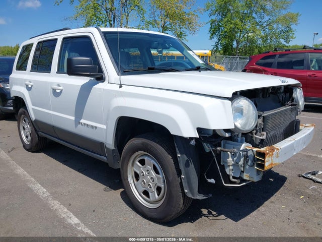 Salvage Jeep Patriot Image