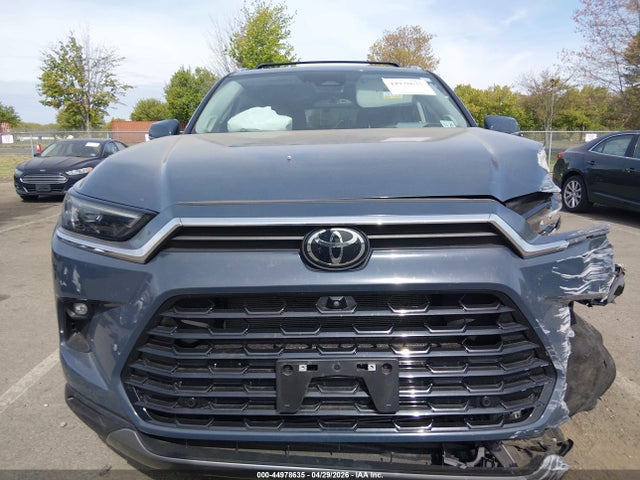 Toyota Grand Highlander Platinum