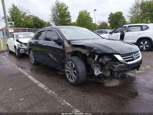 Salvage Honda Accord Image
