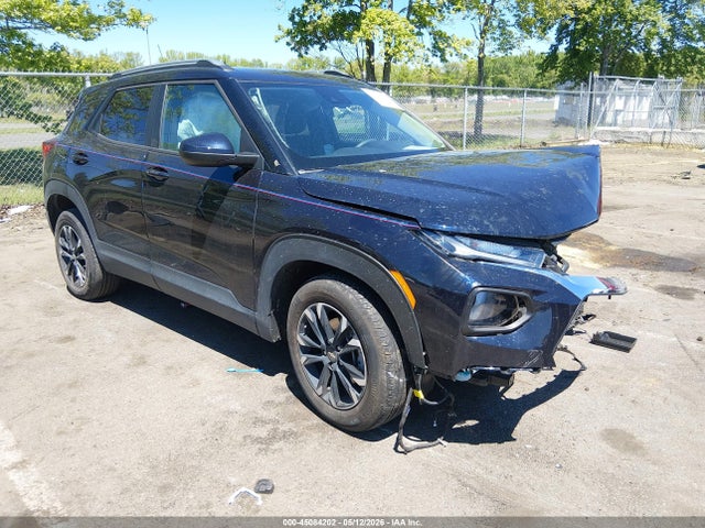 Salvage Chevrolet Trailblazer Image