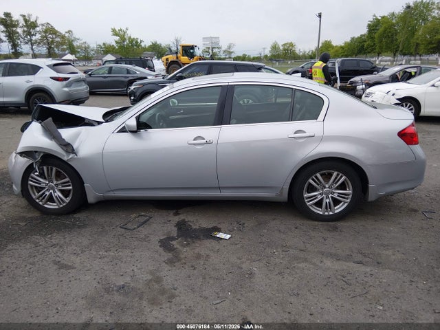 INFINITI G37x
