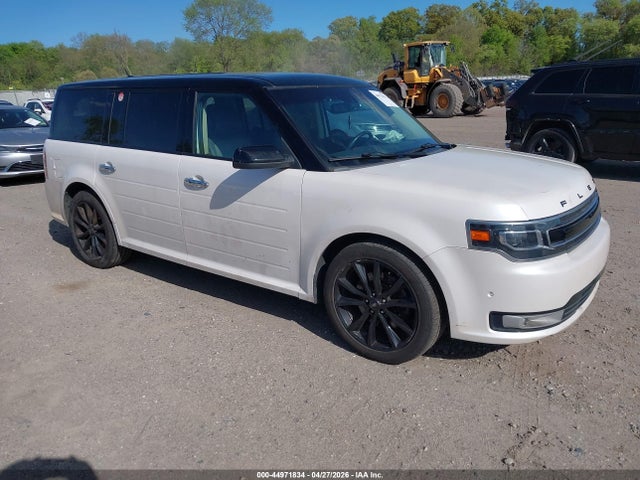 Salvage Ford Flex Image