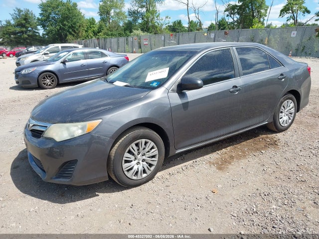 Toyota Camry Le