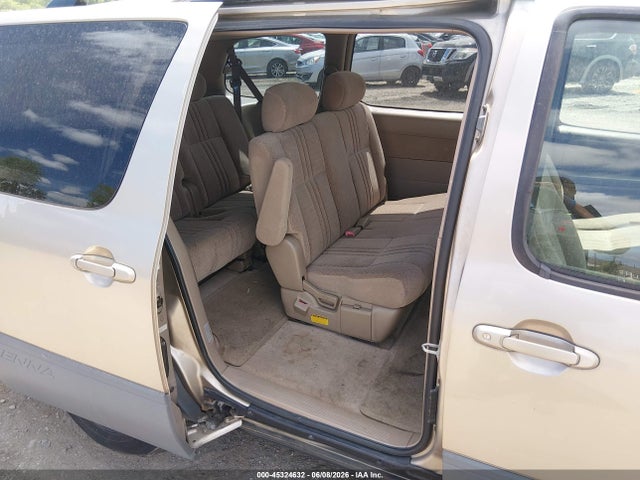 Toyota Sienna Ce